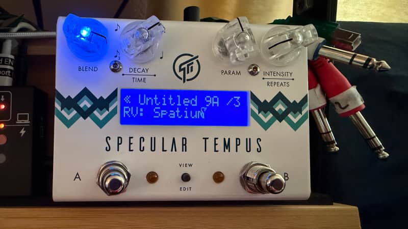 GFI System Specular Tempus 2010s White image 1