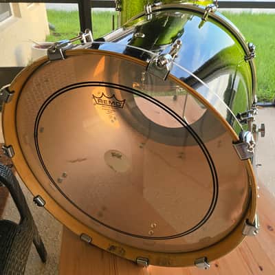 DDrum Dios - Maple - 22(20 deep)/16/12/10 Drum Kit shells - Green sparkle/black fade image 4