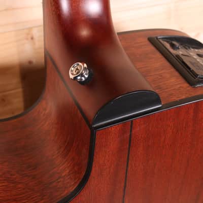 Takamine EF340SC GN Solid Cedar Top / Layered Mahogany Dreadnought Acoustic-Electric Guitar Bild 12