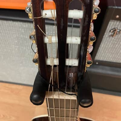 Fender CN-320 AS All Solid Classical Acoustic Guitar Natural image 4