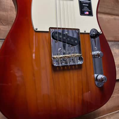 Fender American Pro II Tele MN Sienna Sunburst w/case image 1