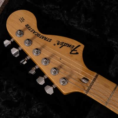 Fender CIJ "Yngwie Malmsteen" Stratocaster - Yellow White  2002-2004 image 21