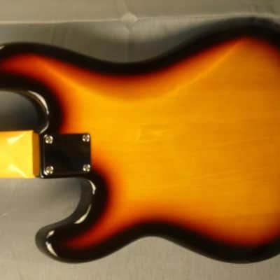 Fender Hama Okamoto Signature Precision Bass 2017 - Present - 3-TONS SUNBURST image 5