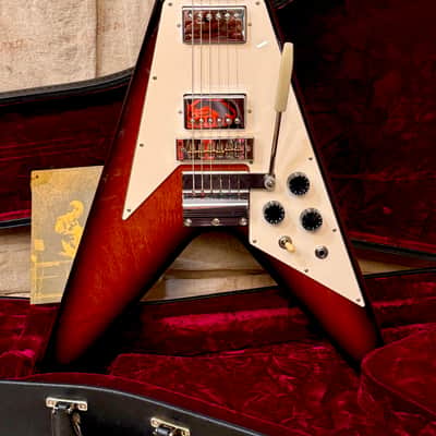 Gibson Custom Shop '67 Reissue Flying V 2002 - Sunburst imagen 2