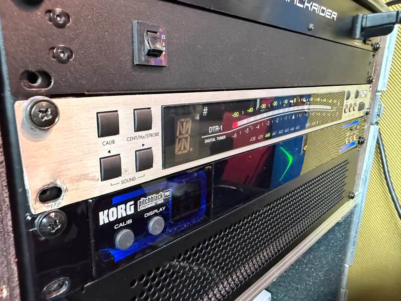 Korg ToneWorks rack mount tuner image 1