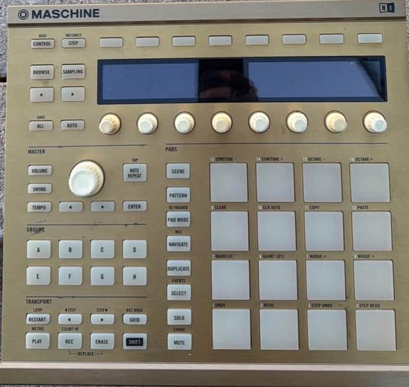Native Instruments Maschine MkII 2010s - Gold image 1