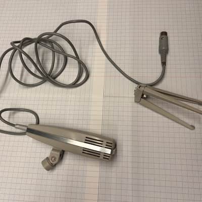 Sennheiser MD 411 1970s - White in Excellent condition with Original Tripod image 2