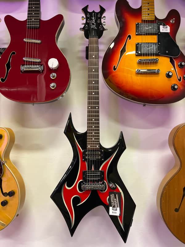 B.C. Rich Warlock image 1