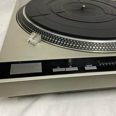Technics SL-1600 MK2 Direct Drive Automatic Turntable image 7