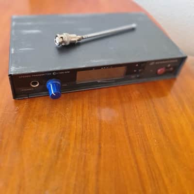 Sennheiser 🎧 **Sennheiser SR 300 IEM In\-Ear Monitoring Transmitter – 838–870 MHz** image 2