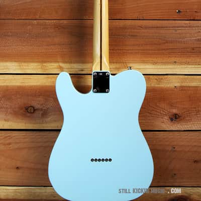 FREE SHIP! FENDER 69 TELECASTER THINLINE + OHSC Rare Daphne Blue F-Hole 7 Pound Tele Guitar image 5