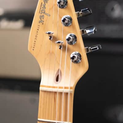 Fender 1996 American Standard Stratocaster Left-Handed Brown Sunburst with Hardshell Case - Used image 5