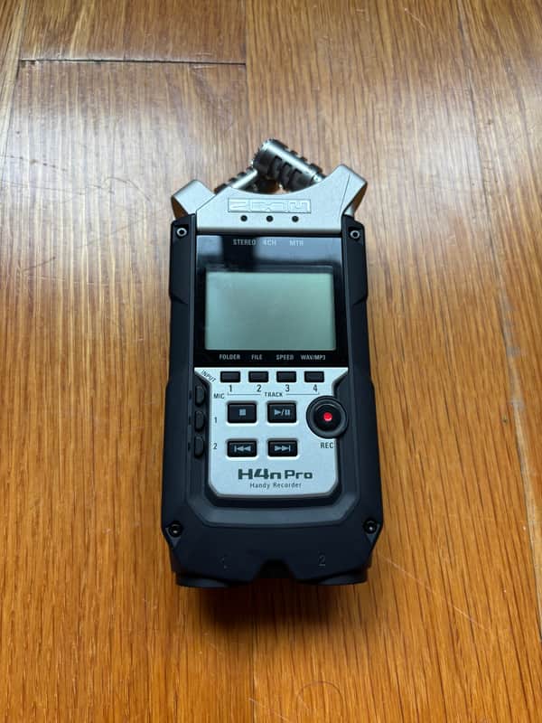 Zoom H4n PRO Handy Digital Multitrack Recorder