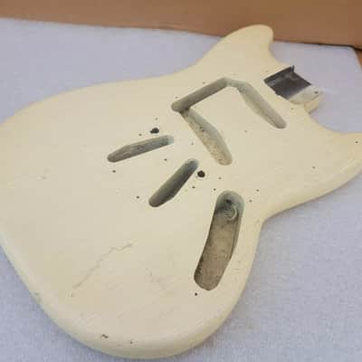1965 FENDER MUSTANG BODY USA - NITRO RELIC image 2