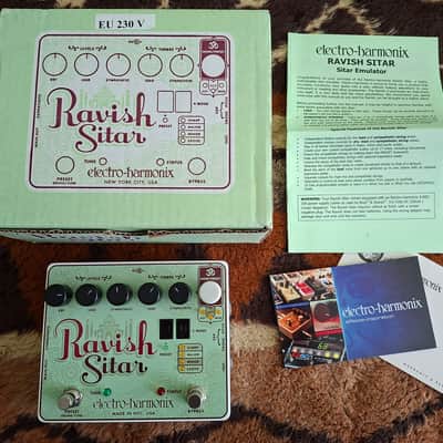 Electro-Harmonix Ravish Sitar Sitar Emulator 2011 - Present - Green / Red image 1