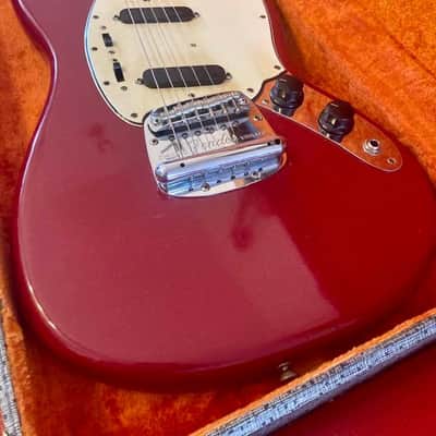 Fender Mustang 1966 with 1965 Abigail Ybarra pick up set and with original hardcase image 2