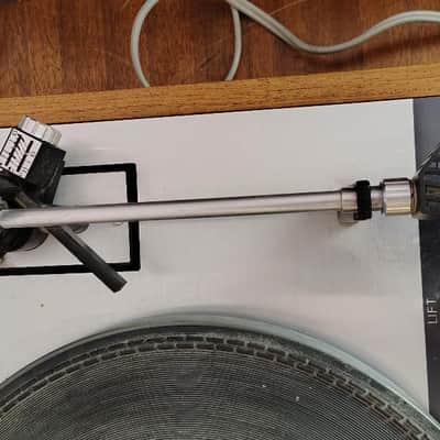 Thorens TD145 turntable in excellent condition serviced - 1980's image 3