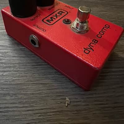 MXR M102 Dyna Comp 1995 - Present Red image 3