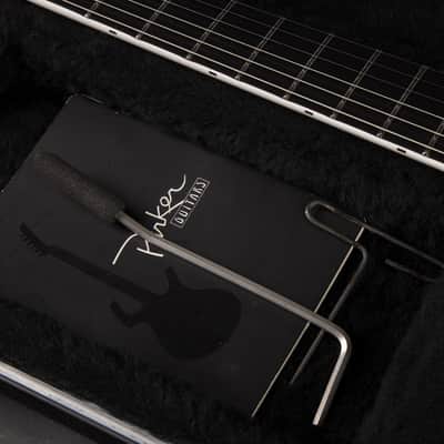 Parker Fly Deluxe - White Pearl 1998 image 19