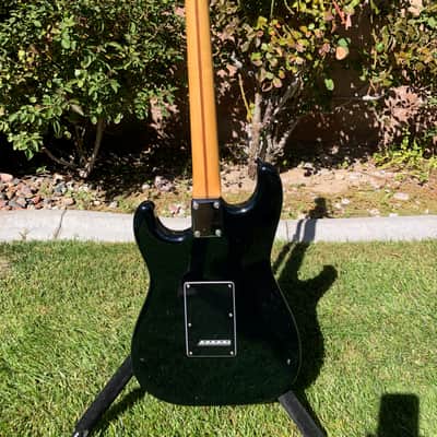 Vintage 1987 E Series Fender Squier MIJ Standard Stratocaster with System I Tremolo in Black image 2