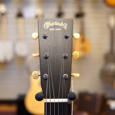 Martin 000-17 Sitka Spruce/Mahogany Acoustic Whiskey Sunset w/Padded Gig Bag image 7
