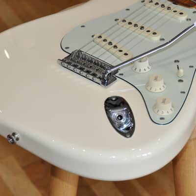 FENDER Stratocaster Vintera '60s Strat Mod OWH Olympic White / Made in Mexico / 60s Stratocaster / MX20017670 image 4