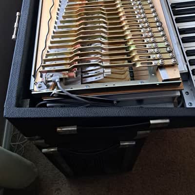Rhodes Suitcase Piano 73-Key Electric Piano 1979 - Black Rounded Top image 14