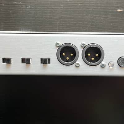 ProAVM MIC-IT dual microphone preamp image 2