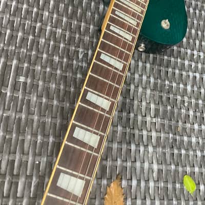 Hyundai Les Paul with Tremolo futuristic model Vintage 80’s floyd rose style Korea ? japan? image 22