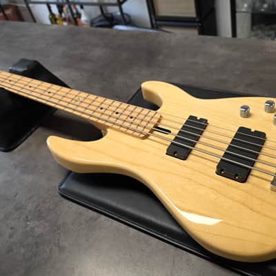 ESP Surveyor 5 Bass Natural Ash EMG Five String Pro Artist Studio Bass 2010 OHSC MIJ Japan Precision-Jazz Body image 14