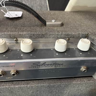 1960's Silvertone Model 1432 10 Watt 1x12 Combo image 4