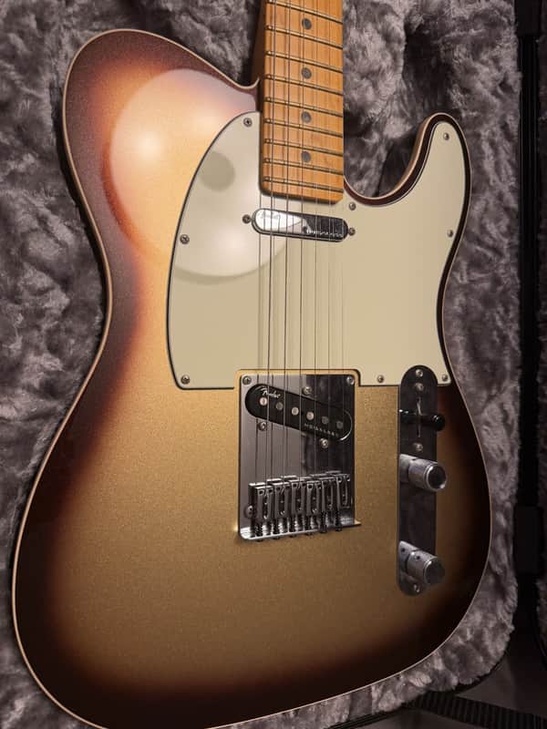 Fender American Ultra Telecaster with Maple Fretboard 2019 - 2025 - Mocha Burst