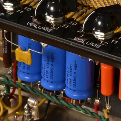 Victoria Model 20112 1x12 Tube Combo Amp, Tweed, Half Power Switch NEW IN SEALED BOX image 4