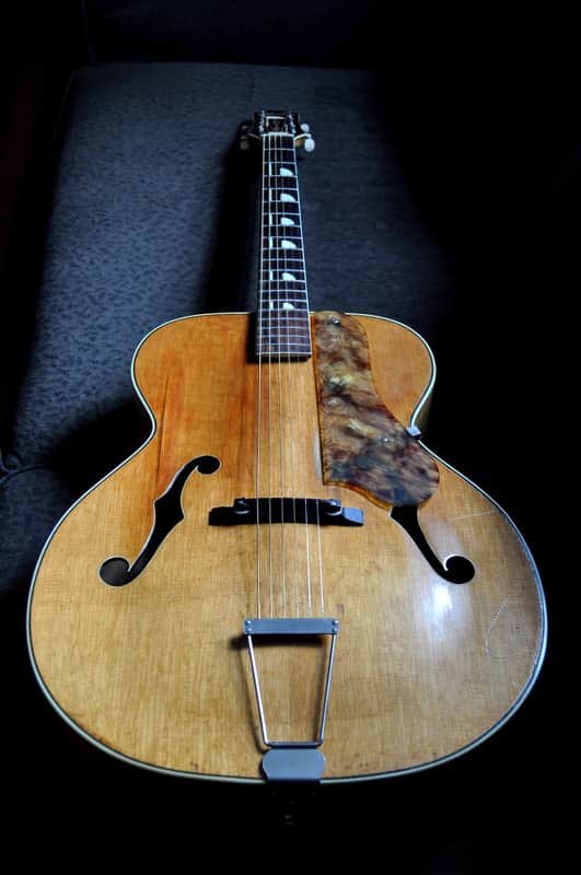 1941-1943 Silvertone 293 Artist archtop acoustic guitar image 1
