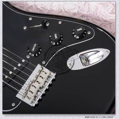 Fender  Limited Edition Vintage 70s Hardtail Strato 017-0177-306 image 8