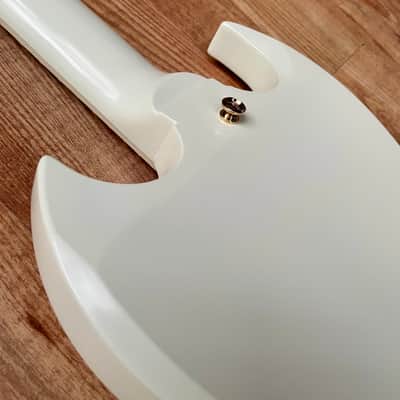 Epiphone "Inspired by Gibson Custom" '63 Les Paul SG Custom with Maestro Vibrola Classic White image 16