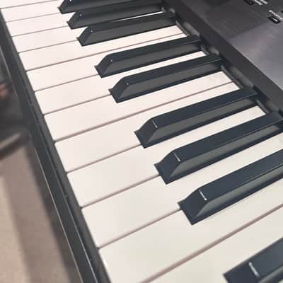 Korg KRONOS 73-Key Digital Synthesizer Workstation 2014 - Present - Black image 2