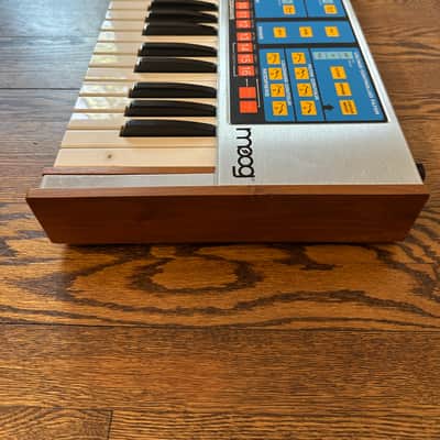 Moog Source Monophonic Analog Synthesizer with Patch Memory 1981 - 1985 - Serviced with Original Box and Manual image 8