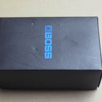 less than light average wear Boss EMPTY BOX for GE-7 Equalizer (NO pedal / NO paperwork) specifically from 2017 -  but can be a home for other year GE7 pedal) outside of box is black with blue, light green, & white graphic image 6