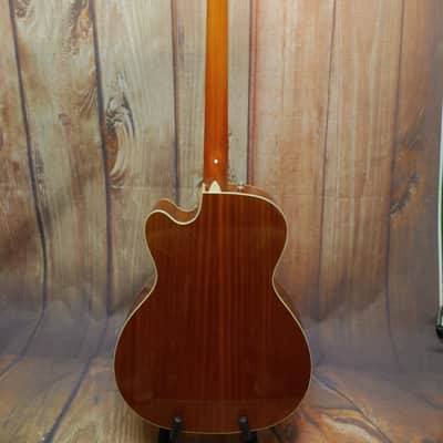 Fender FA-450CE 4-String Maple / Mahogany Acoustic Bass with Laurel Fretboard 2019 - 3-Tone Sunburst image 4