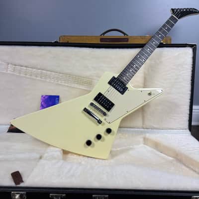 Gibson Explorer 2010 - White image 3
