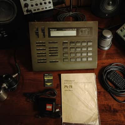 Roland R8 Rhythm Composer (Drum Machine) - One Owner - Studio Only - Free Bonus Electronic (SN-R8-04) Card 1980s - Black image 1