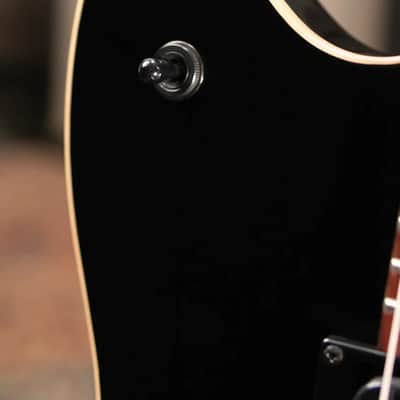 EVH SA-126 Standard Semi-Hollow Electric Guitar - Piano Black image 7