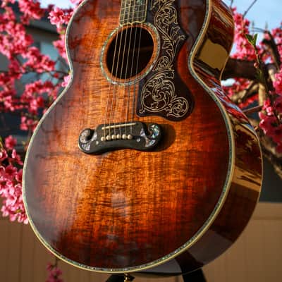 Gibson SJ-200 All Koa Custom Masterpiece Acoustic Guitar J-200 imagen 5