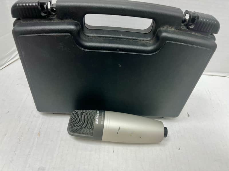 Samson C01 Large Diaphragm Cardioid Condenser Microphone 2010s - Silver image 1