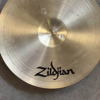 Zildjian A 20" Medium Thin Crash Cymbal (Used) image 6