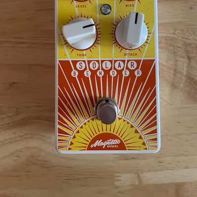 Magnetic Effects Solar Bender 2010s - Orange/Yellow image 1