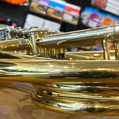 Olds FH560 Gold-Lacquered Finish Student Model Single French Horn with Original Case and Mouthpiece image 11