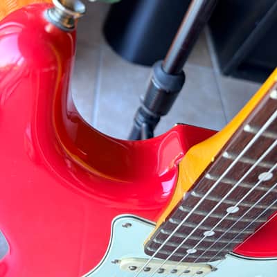 Squier Simon Neil Stratocaster 2010 - 2019 - Fiesta Red image 3