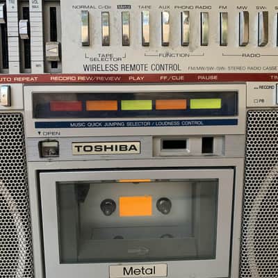 toshiba RT-S931 SILVER Boombox RadioRecorder Cassette Gettho Blaster Bombeat Player Classic image 3